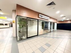 Furama City Centre Singapore (D1), Shop House #554960281